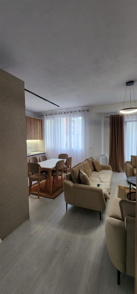 Apartament me qera