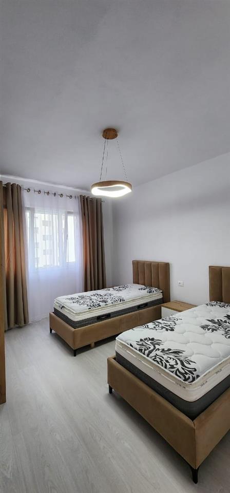 Apartament me qera