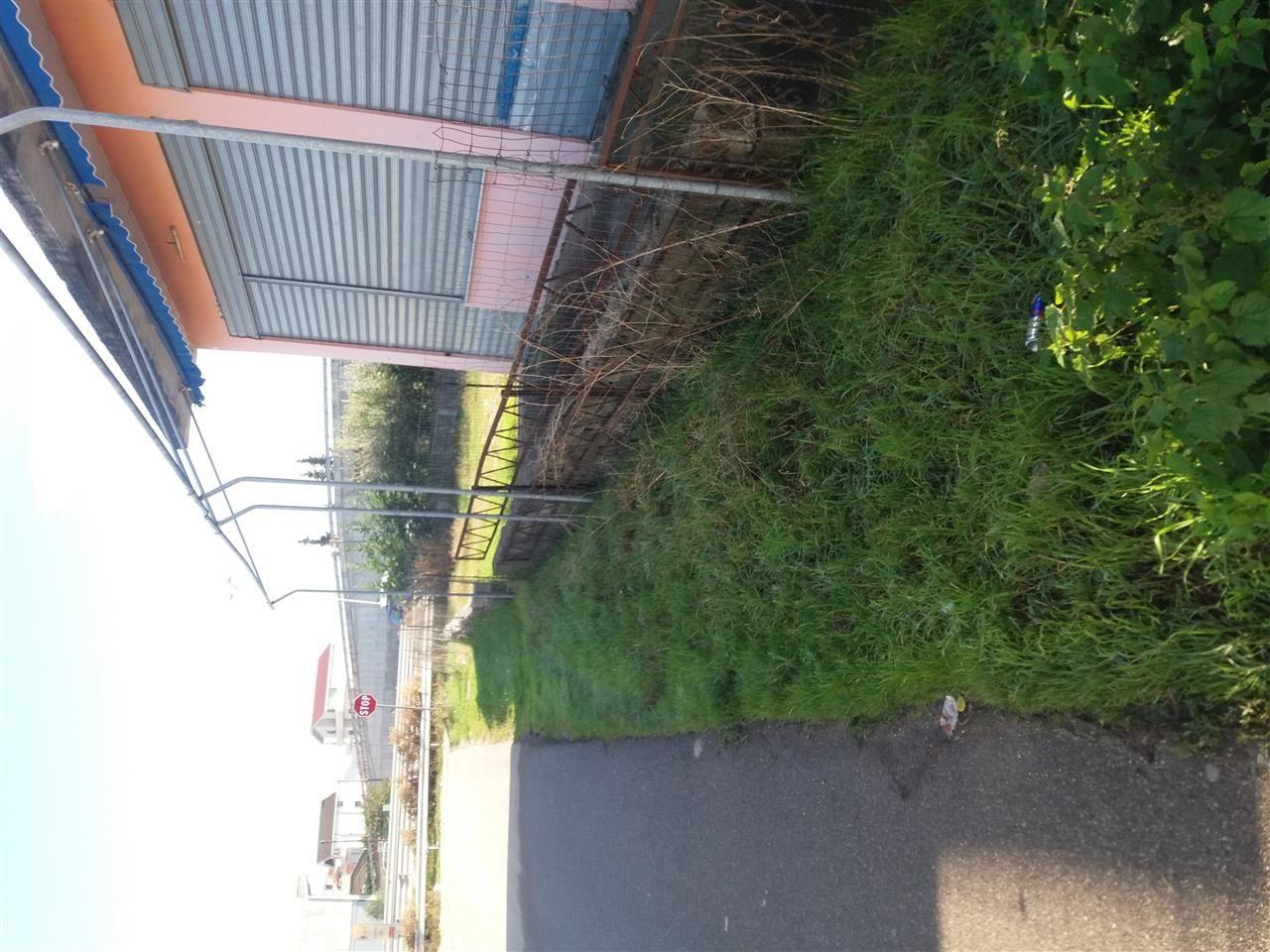 Ndertese 200m katror