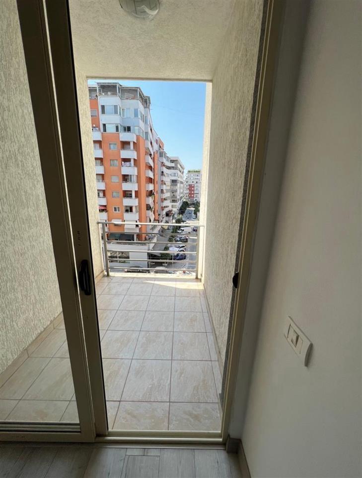 Jepet me qira apartament 2+1 ne zonen e Astirit