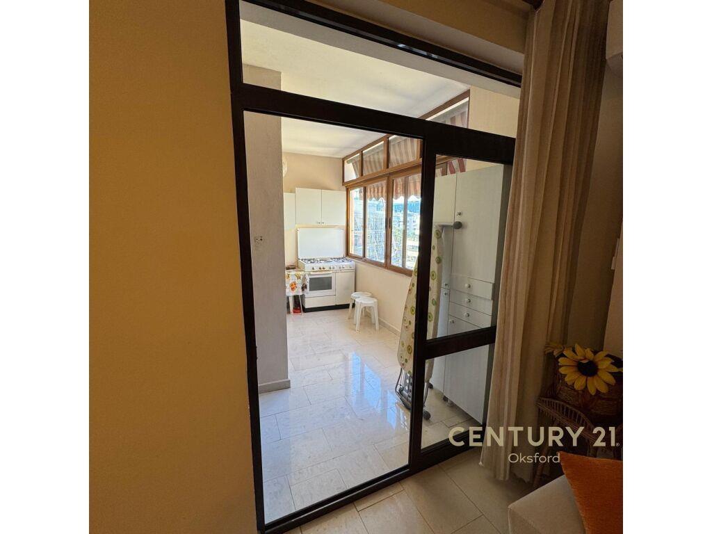 RRUGA E ELBASANIT, APARTAMENT 1+1 PER QIRA!
