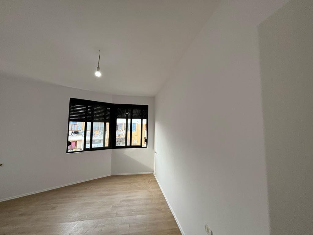 Jepet me qera Yzberisht