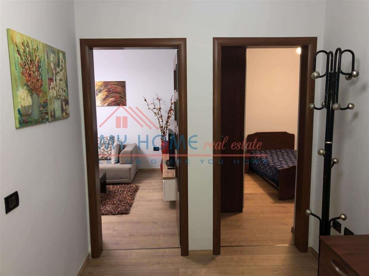 Apartament 1+1 Me Qira Myslym Shyri Tirane