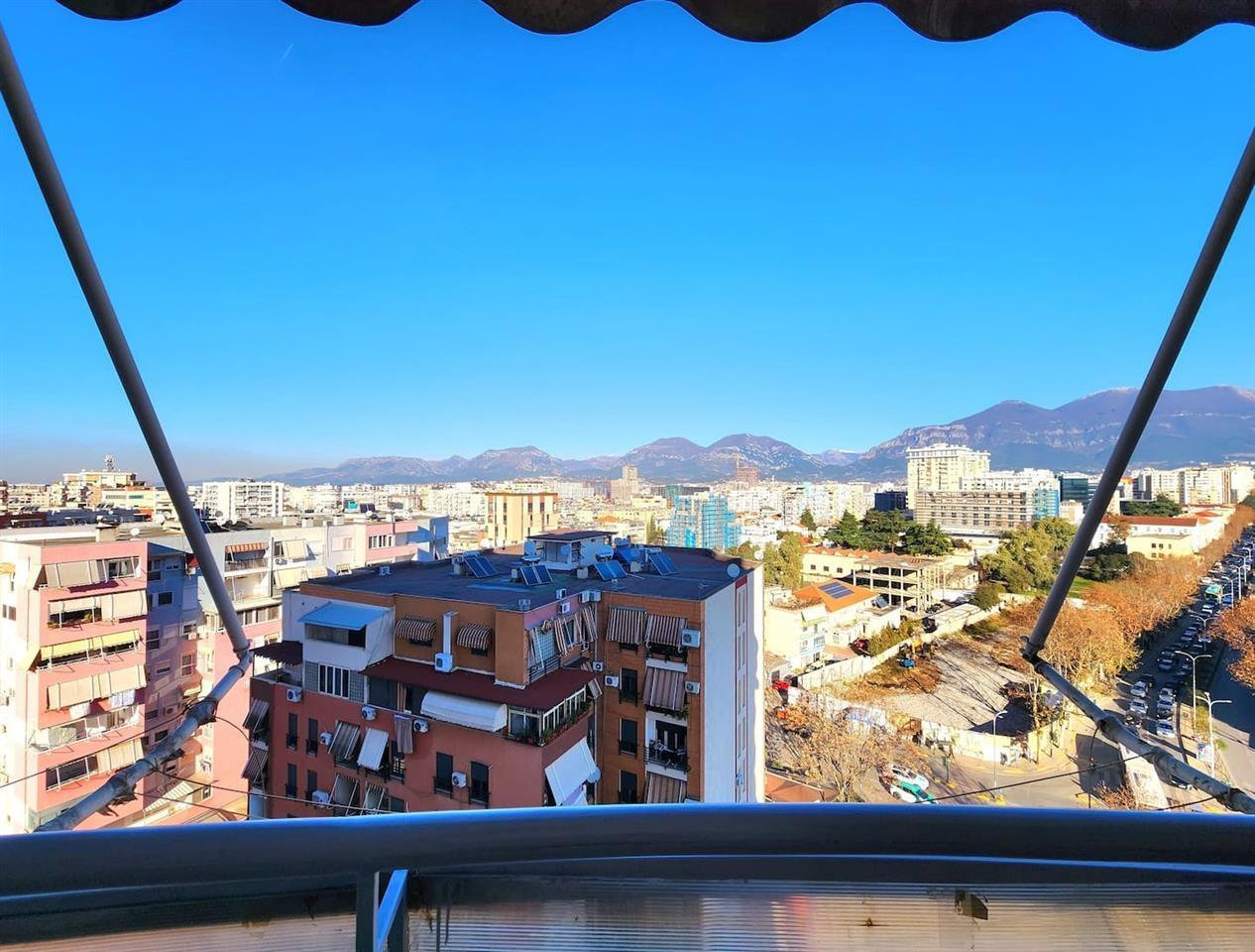 Jepet me QERA Apartament 1+1 + POST PARKIMI, pallati RI,