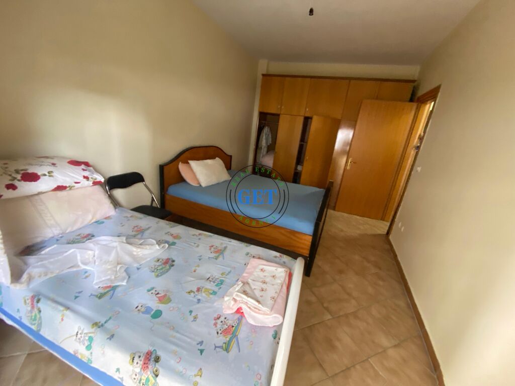 Jepet me Qira, Apartament 1+1+2 Ballkone,