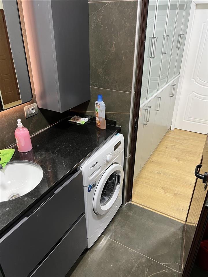 1+1 te Ish Parku i Auobuzave, afer shkolles Naim Frasheri