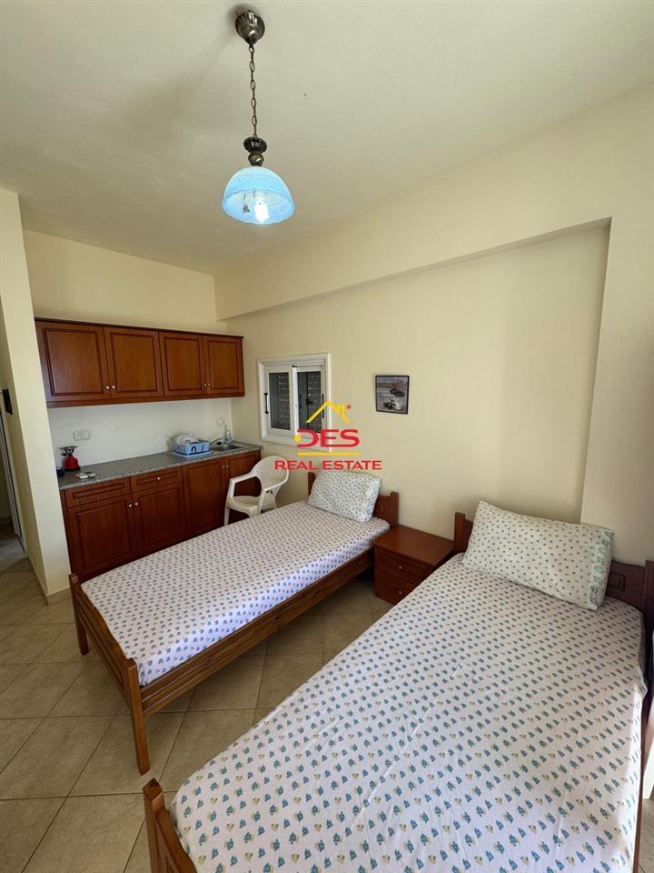 JEPEN ME QERA SEZONALE 5 STUDIO NE SARANDE