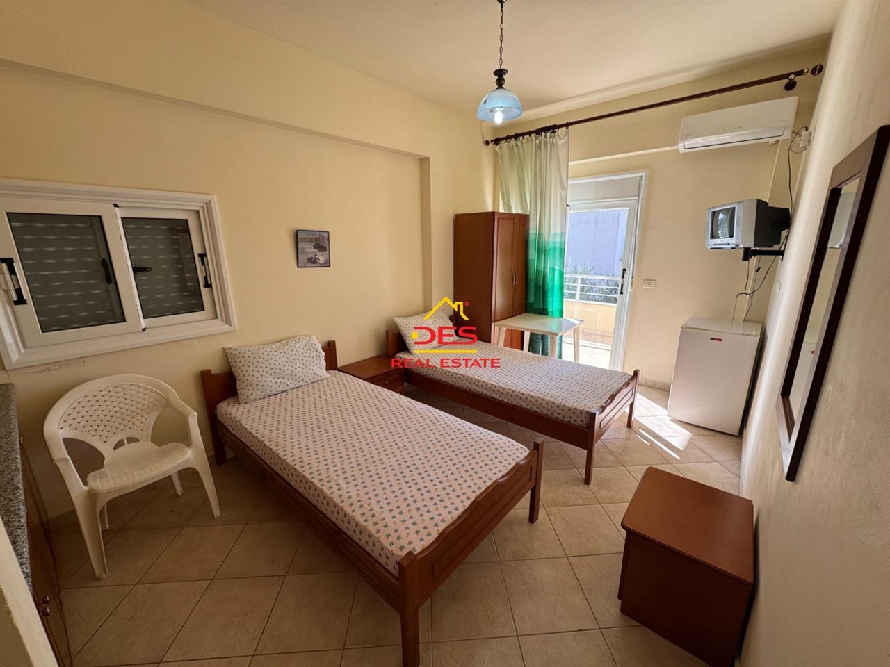 JEPEN ME QERA SEZONALE 5 STUDIO NE SARANDE