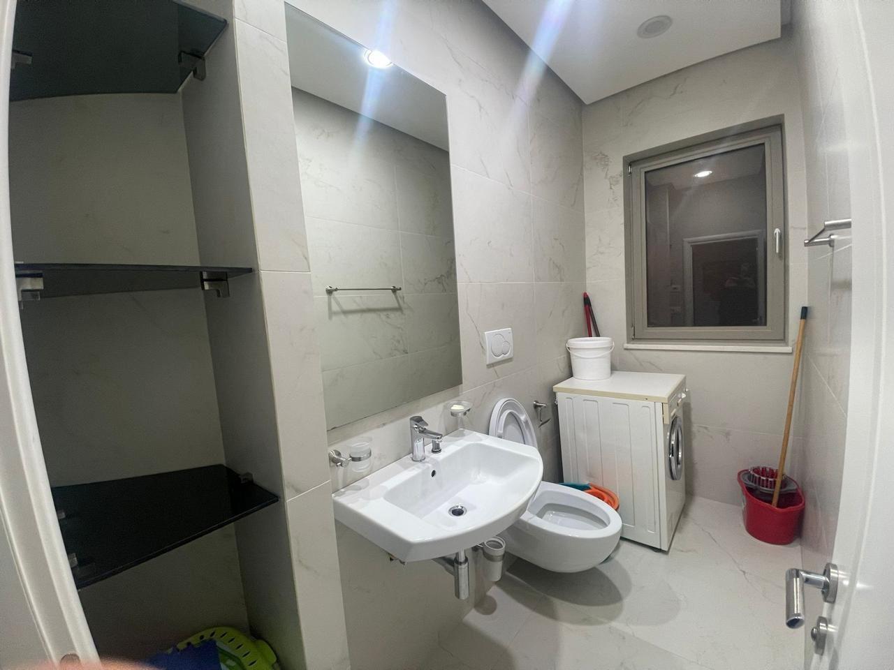 2+1 per qira te Ish Tregu Elektrik