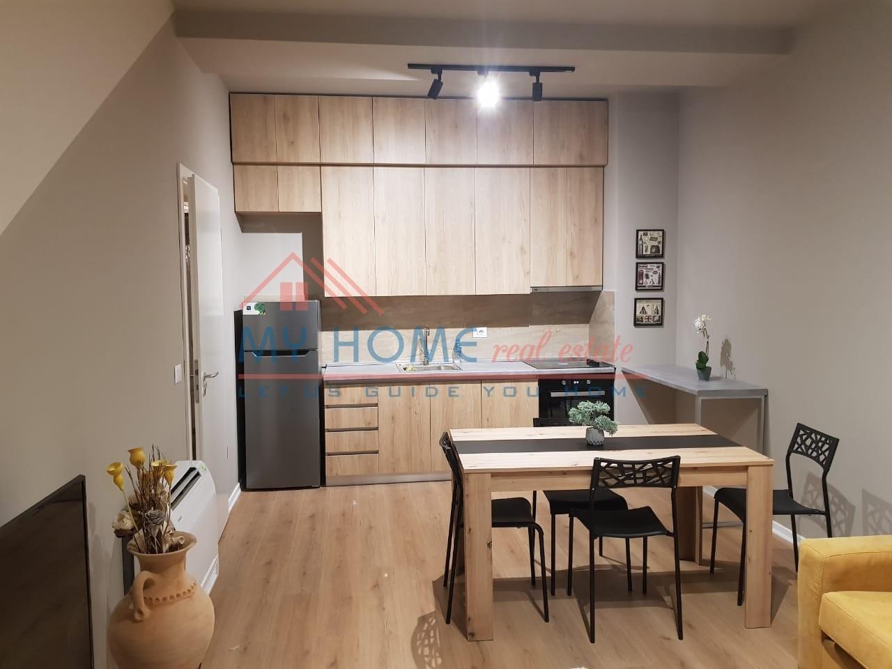 Apartament 2+1 Me Qira 21 dhjetori Tirane