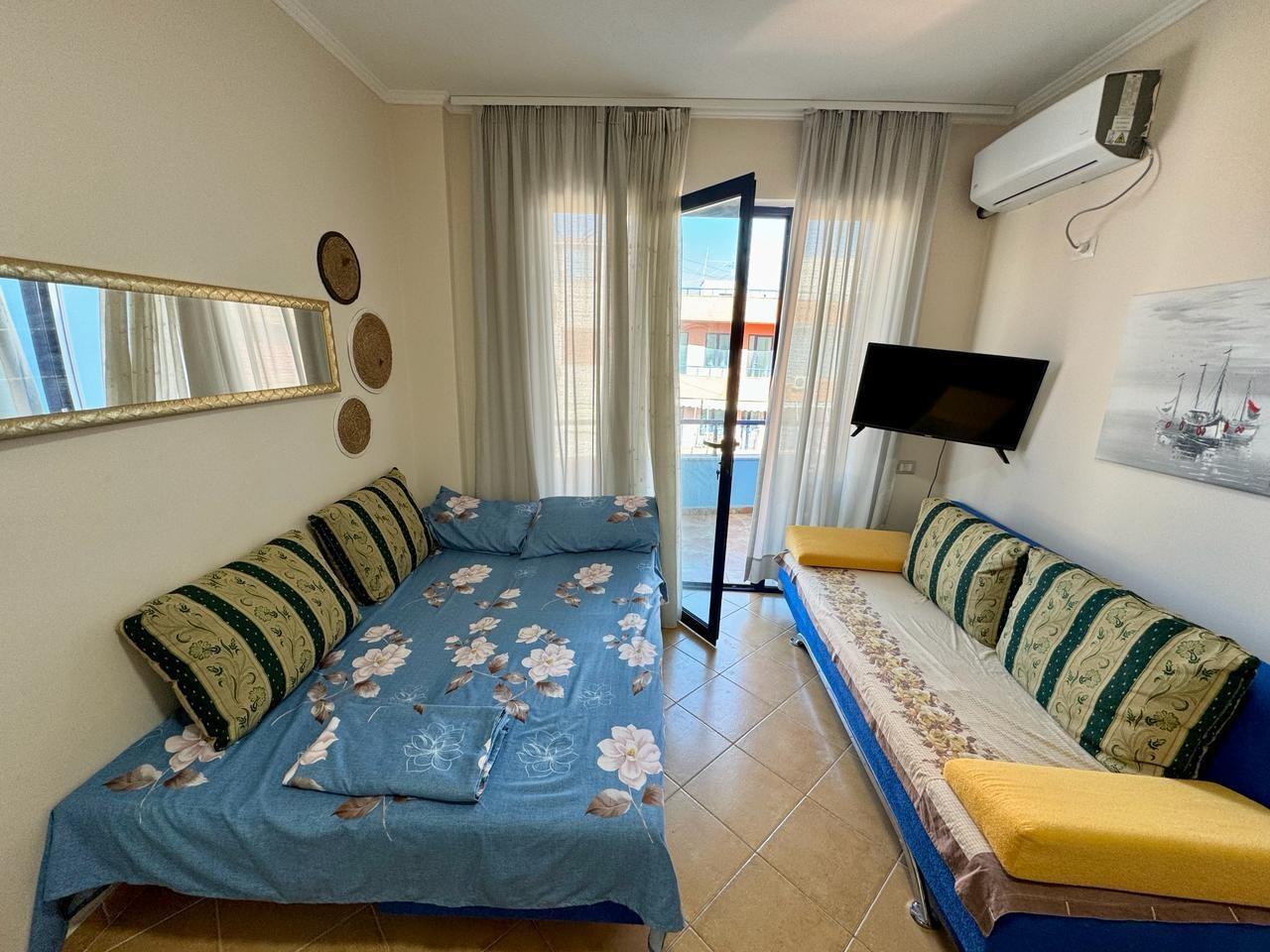 Golem,Shitet /Qira garsoniere ne zone kompleksi,afer Miami.