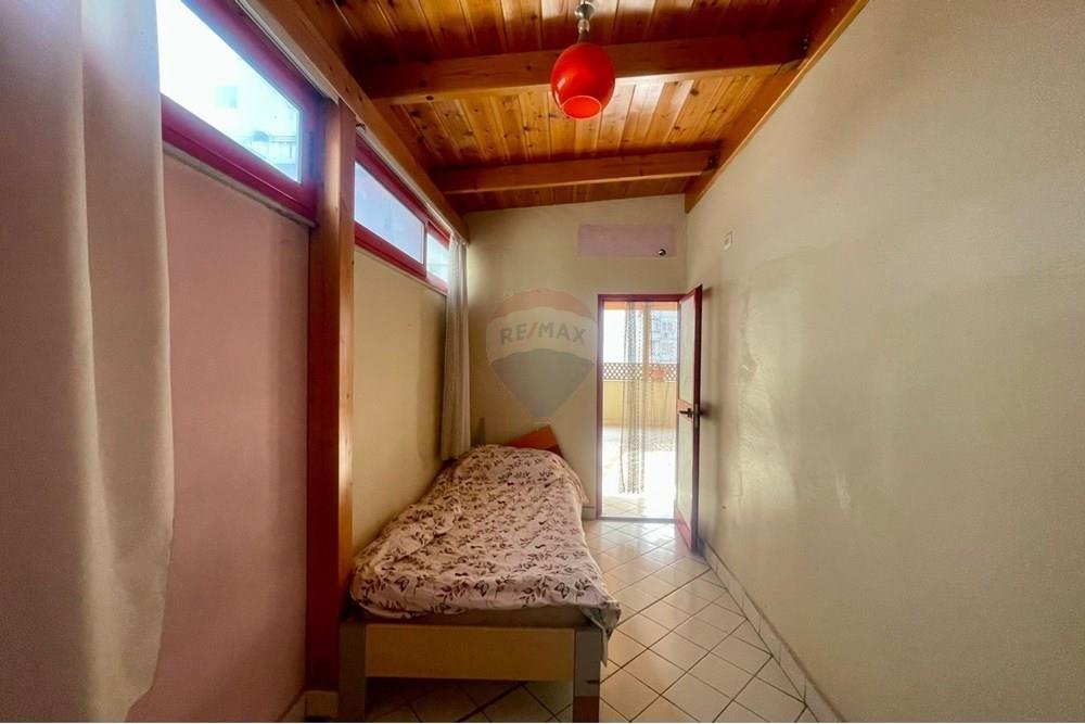 APARTAMENT 2+1 PER QERA TE PALLATET E VERDHA