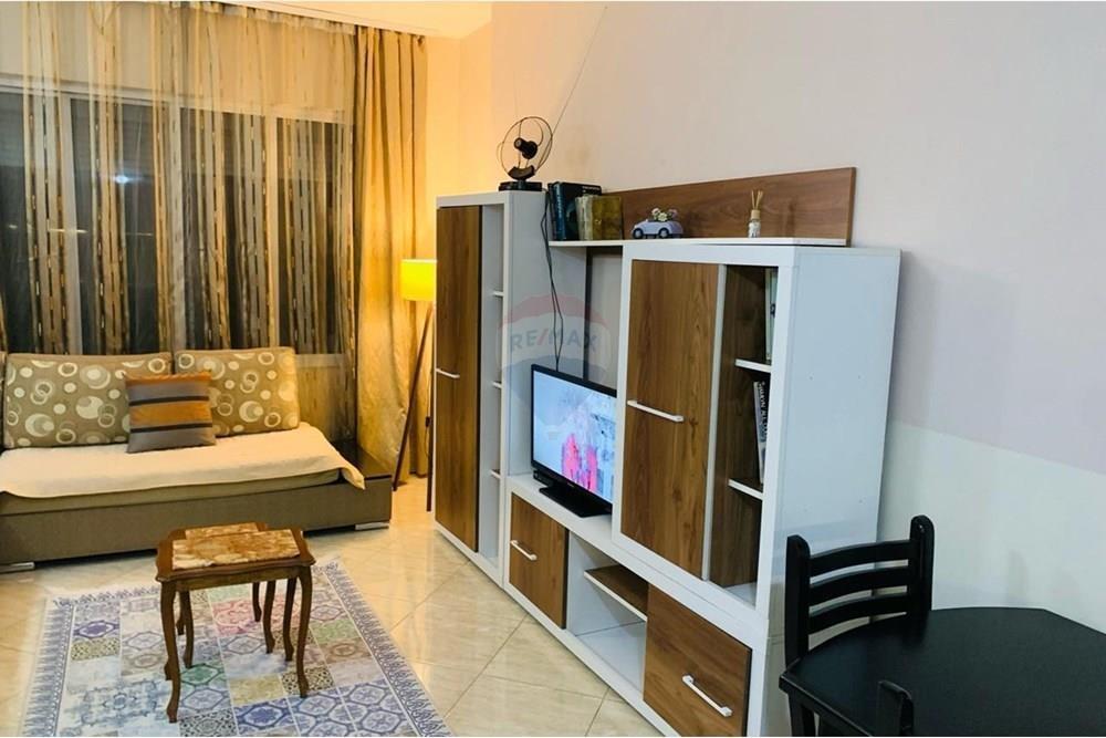 Apartament 1+1 per qera tek Rruga e Kavajes!