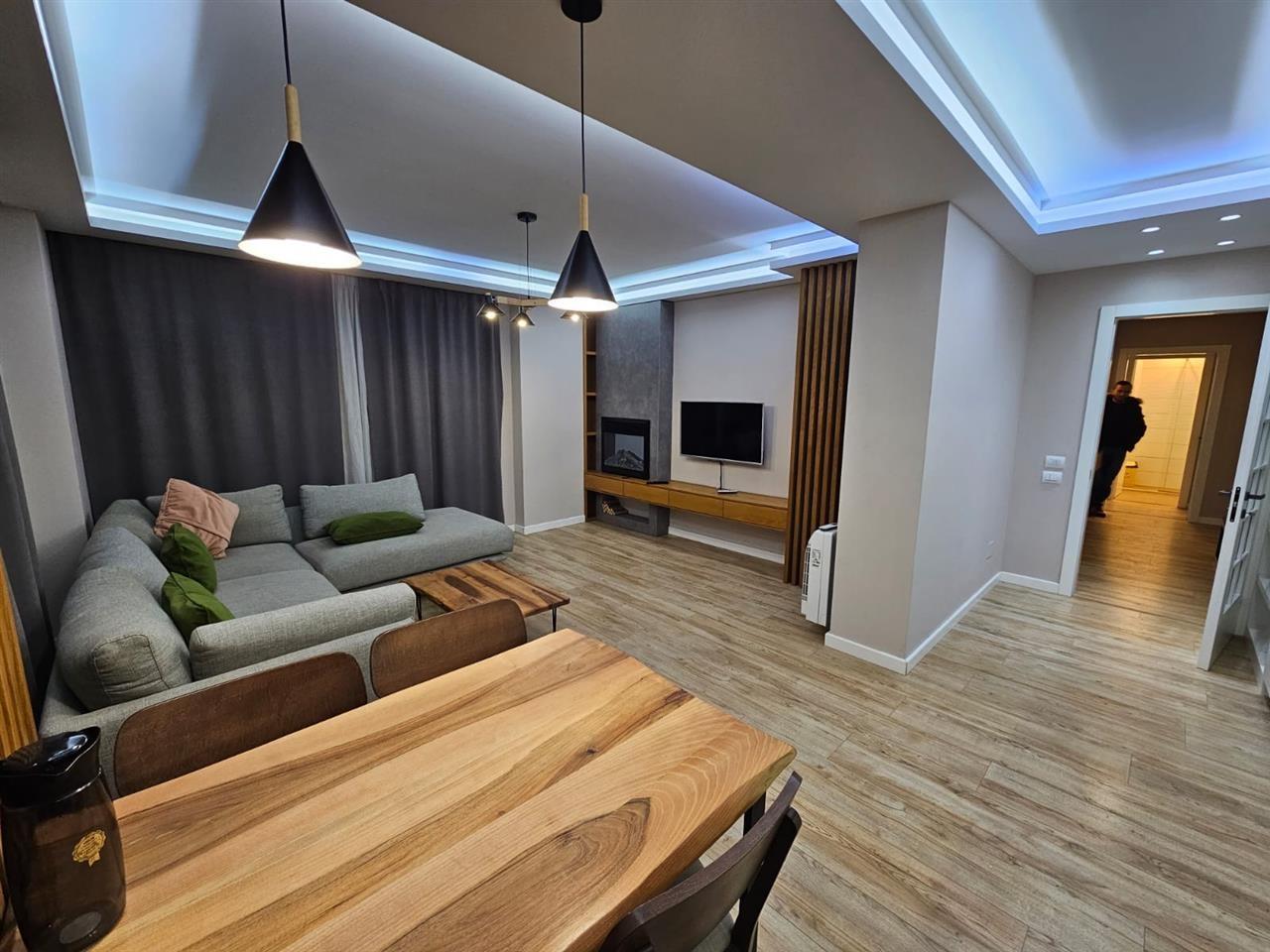 Qera , Apartament 2+1 Te Fusha Aviacionit