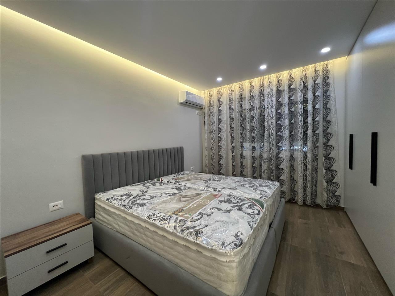 JEPET ME QERA APARTAMENT 1+1 ISH PARKU AUTOBUZAVE