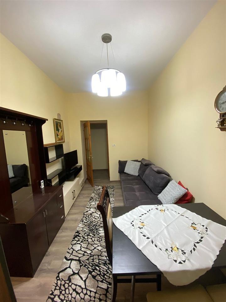 Jepet me qira apartament i ri 2+1 ne Laprake Tirane