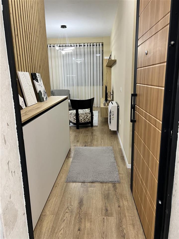 Apartament me qira