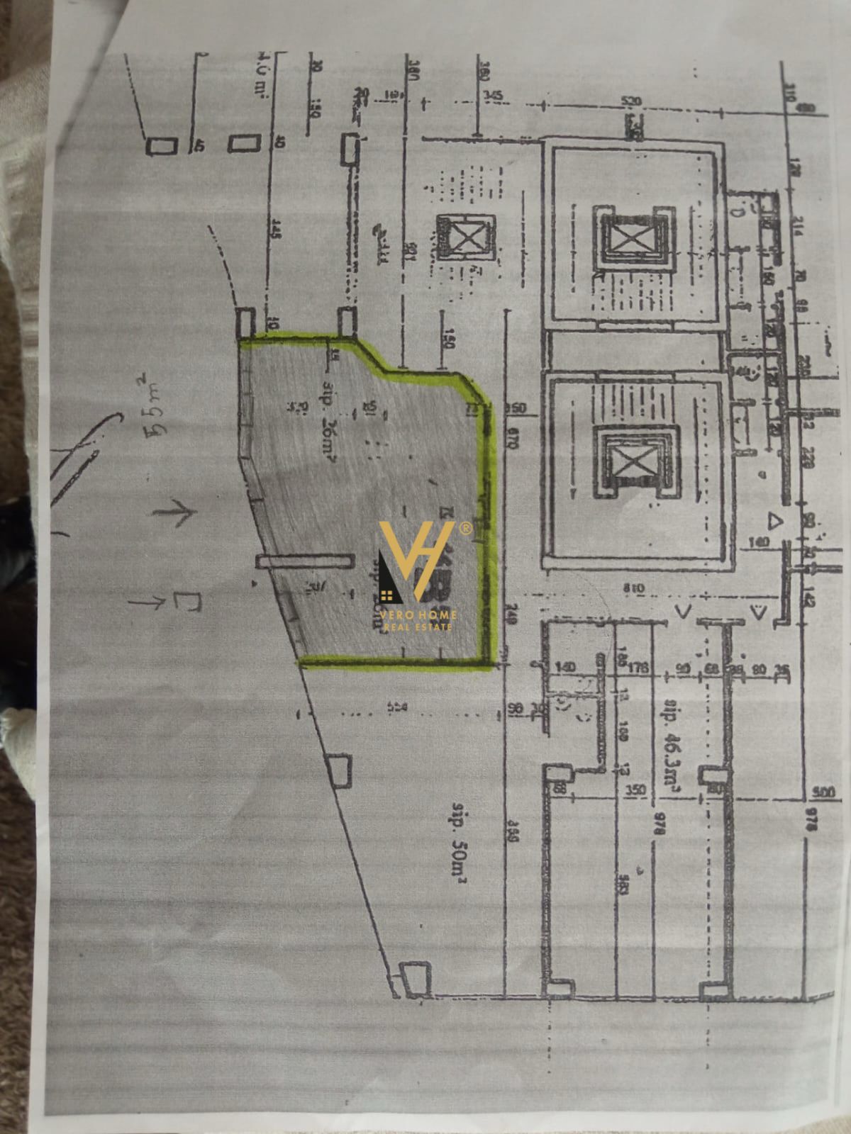 ZYRE 52 M2 ME QERA TE MYSLYM SHYRI 1.500 EURO