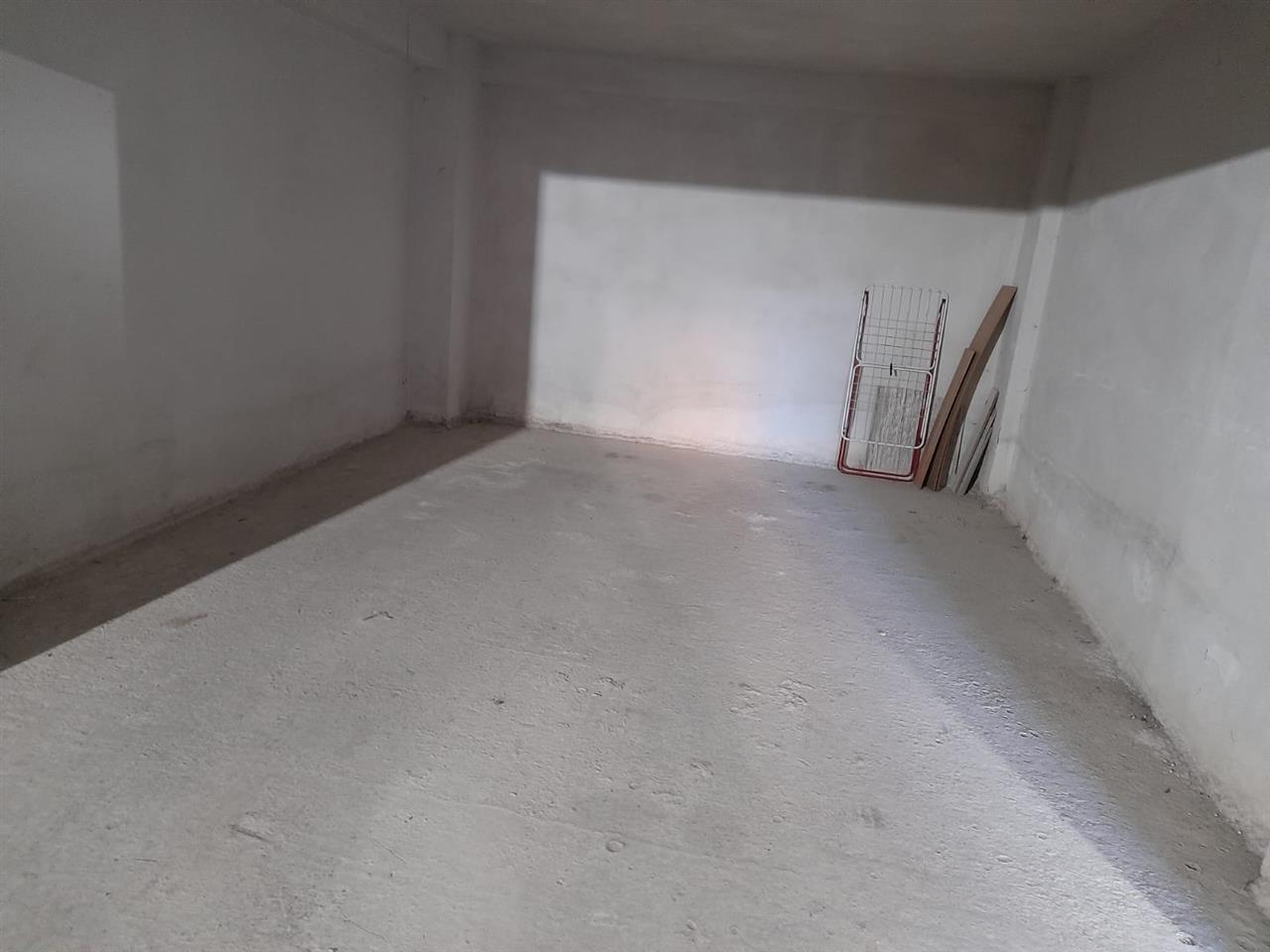 Durres, shes apartament 2+1+Ballkon Kati 4