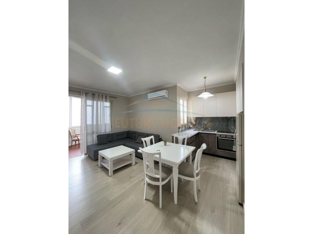 Qera, Apartament 1+1, Bllok, Tiranë