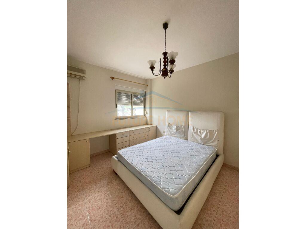 Qera, Apartament 1+1, Bllok, Tiranë