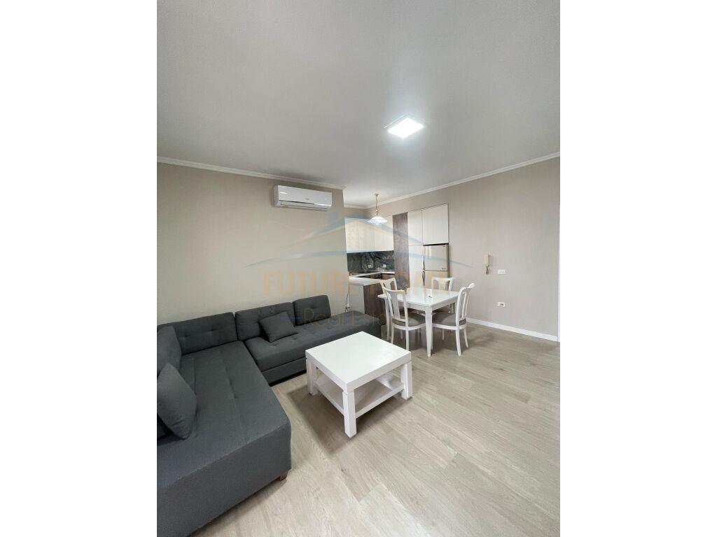 Qera, Apartament 1+1, Bllok, Tiranë