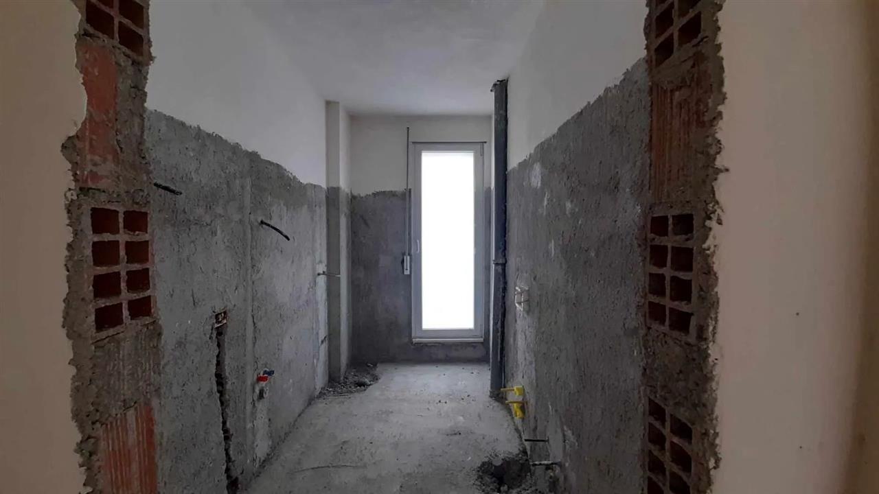 Apartament 2+1 ne shitje, Currila