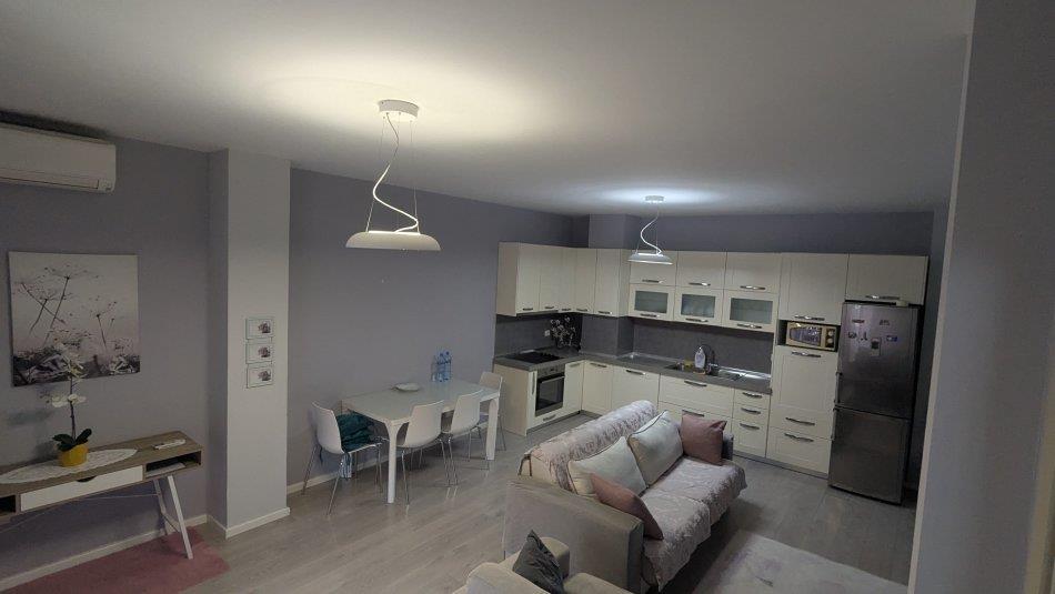 1+1 me Parkim per qira te Rruga Jordan Misja, afer Gener 2