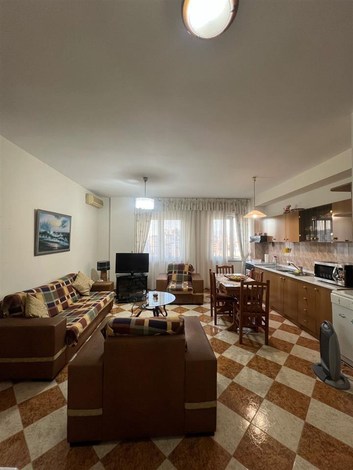 APARTAMENT 2+1 ME QERA VASIL SHANTO TIRANE