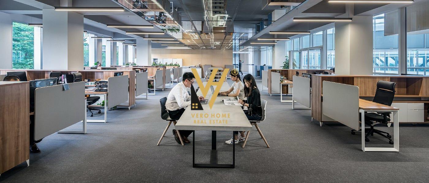 ZYRE 900 M2 ME QERA KOMUNA PARISIT 8.000 EURO