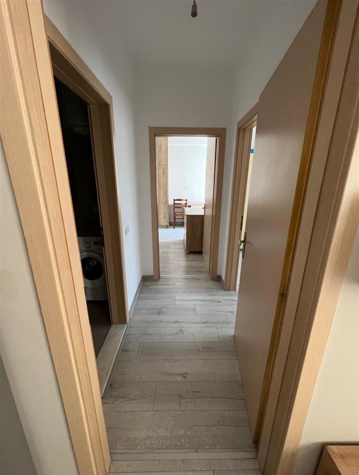 Jepet me qira apartament 2+1 Astir