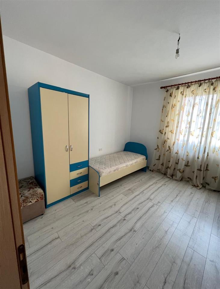 Jepet me qira apartament 2+1 Astir
