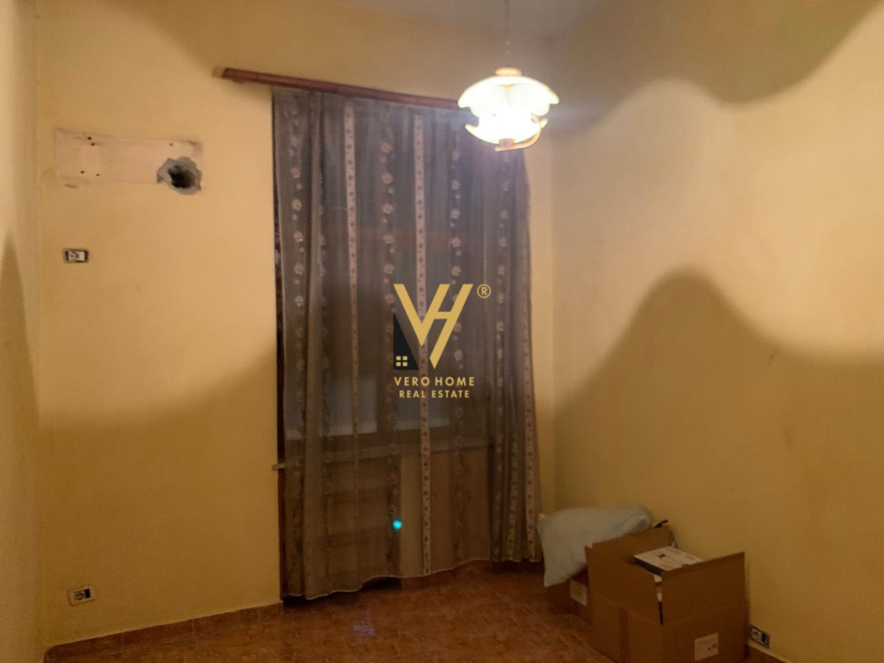 150 M2 ME QERA TE RRUGA PANORAMA 1.500 EURO