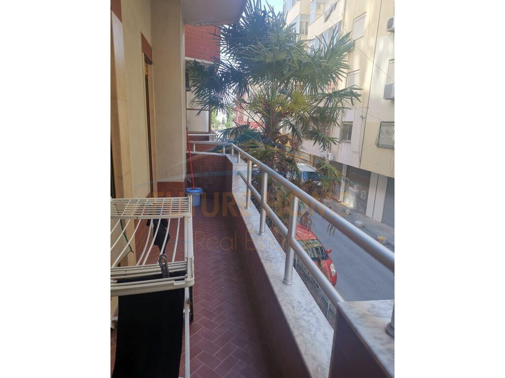 Shitet, Vile , Prane UKD , Durres