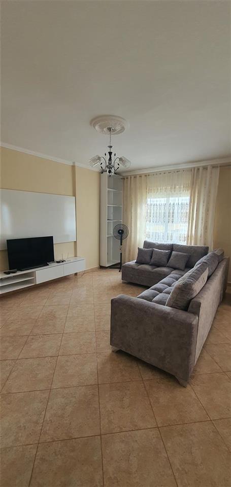 Shitet Apartament 2 + 1 + 2 Te Shkembi Kavajes