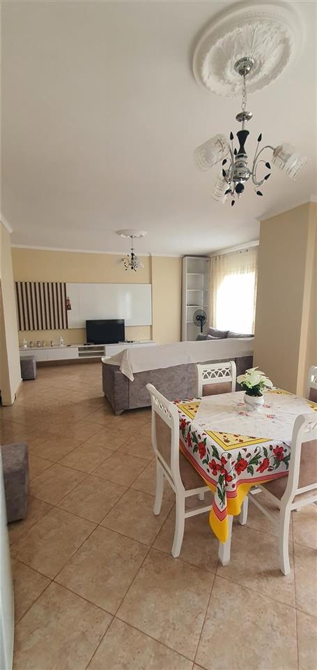 Shitet Apartament 2 + 1 + 2 Te Shkembi Kavajes