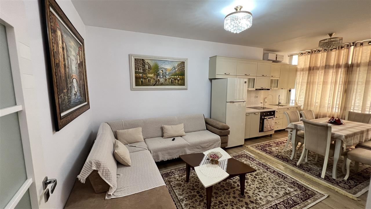 Jepet Me Qera Ap 3+1+2 Irfan Tomini