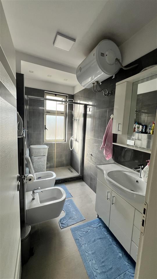 Jepet Me Qera Ap 3+1+2 Irfan Tomini