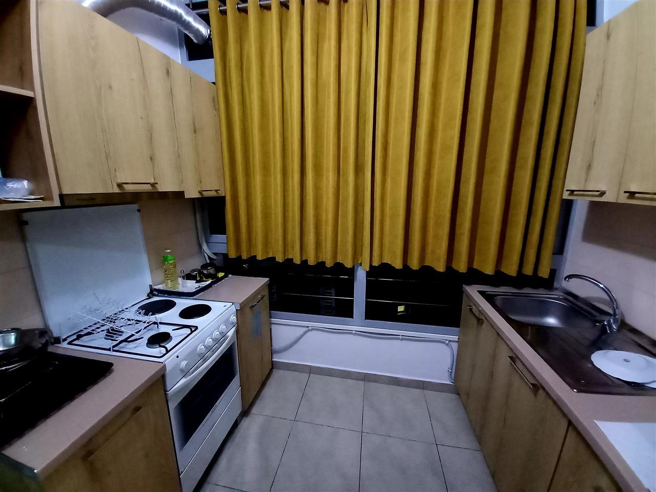 Apartament me qera vlore ne qender tek xhamia
