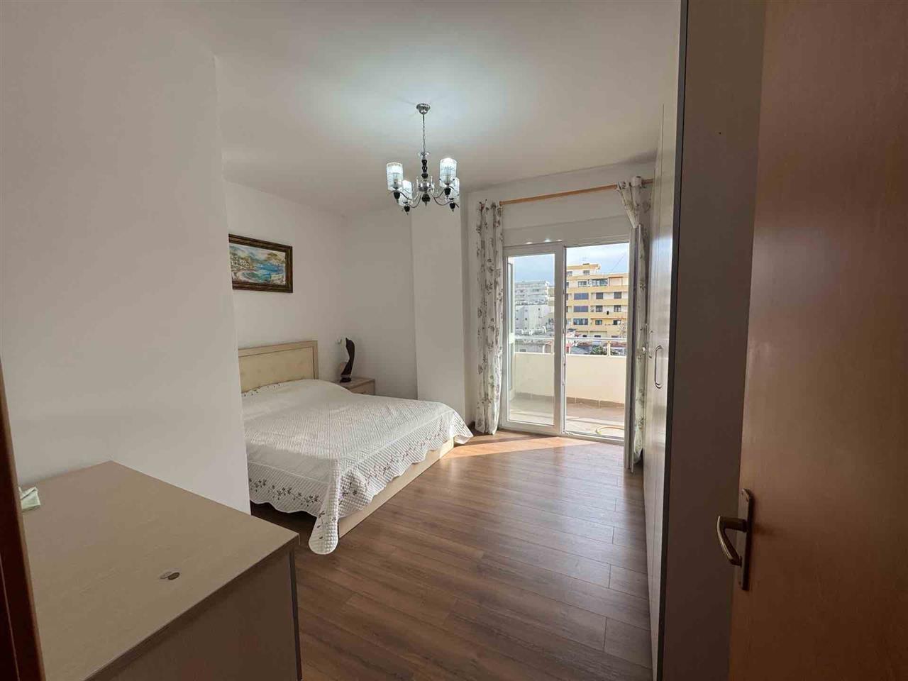 APARTAMENT 2+1+DEPO NE PLAZH DURRES, PER QIRA!