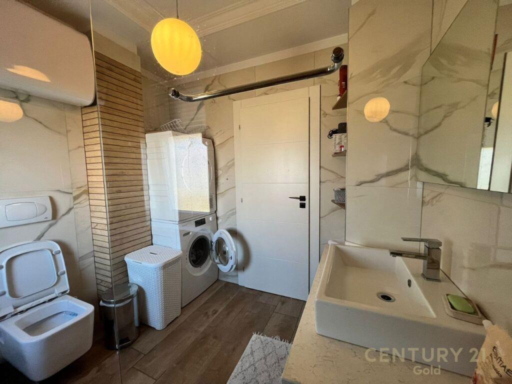 APARTAMENT 3+1+2+ POST PA!ARKIMI PER QIRA Gold108661