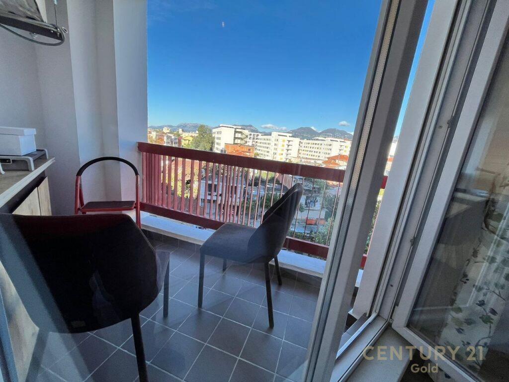 APARTAMENT 3+1+2+ POST PA!ARKIMI PER QIRA Gold108661