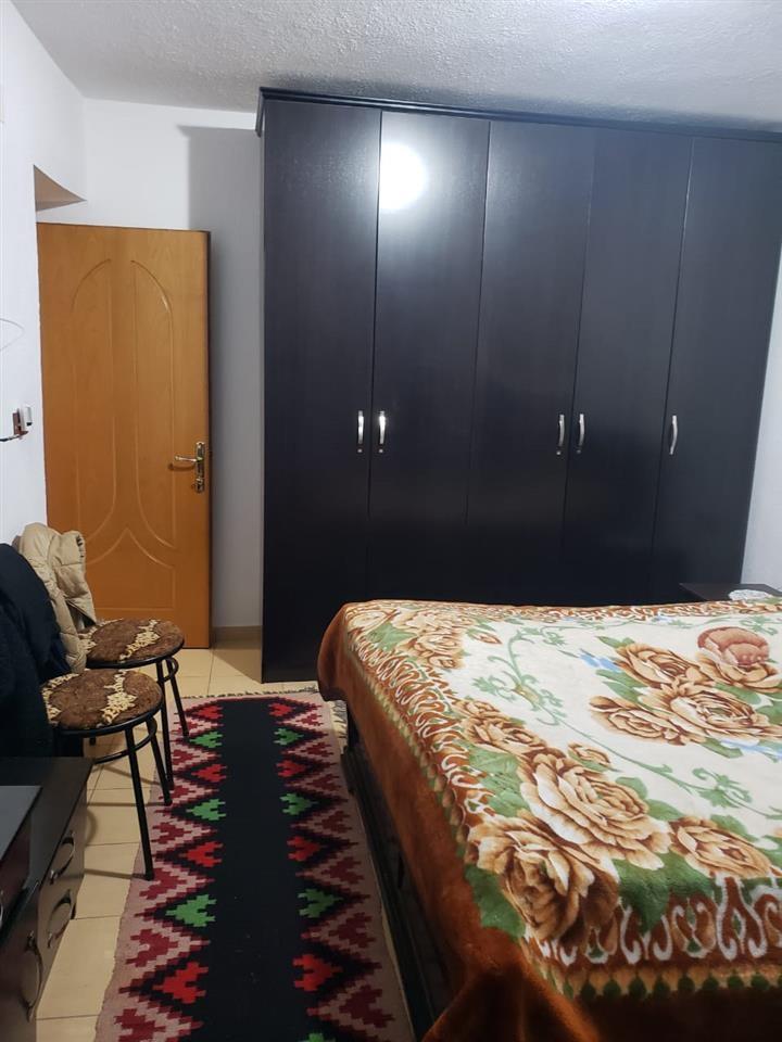 Pallat 1+1 kati dytë 66 metra