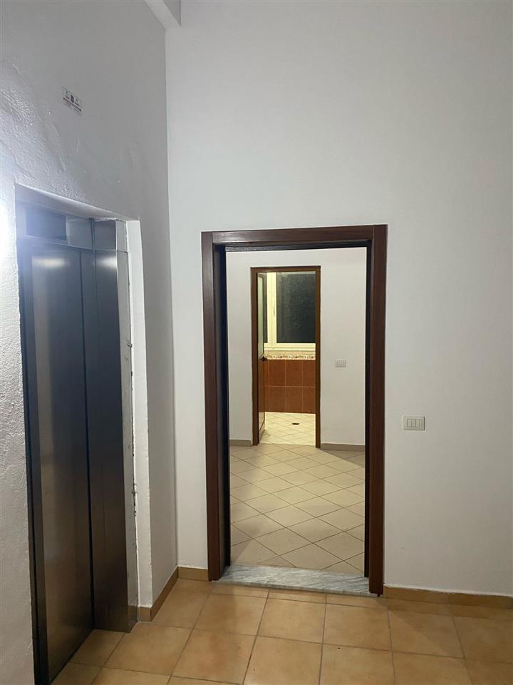 Jepet Apartament 2+1 teke Thesari ne Fresk