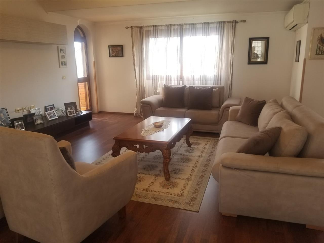 VILE MODERNE.NE ZONE VILASH, AJER I PASTER, CMIM OKAZION.