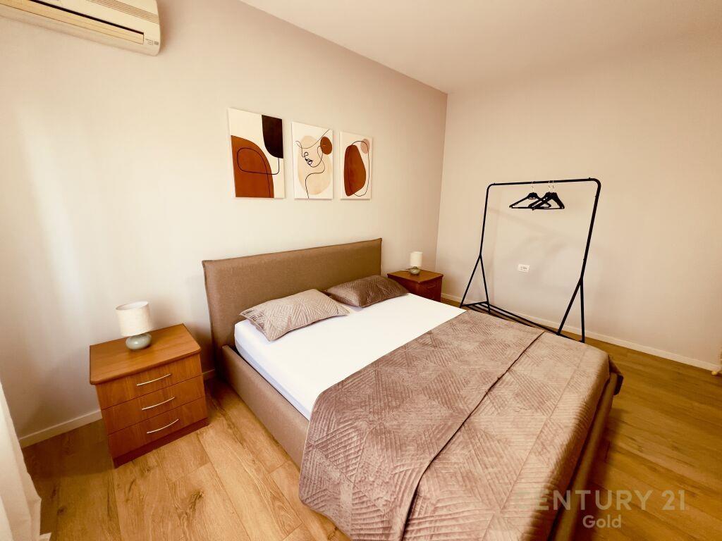 +1 apartment at Myslym Shyri! Gold108767