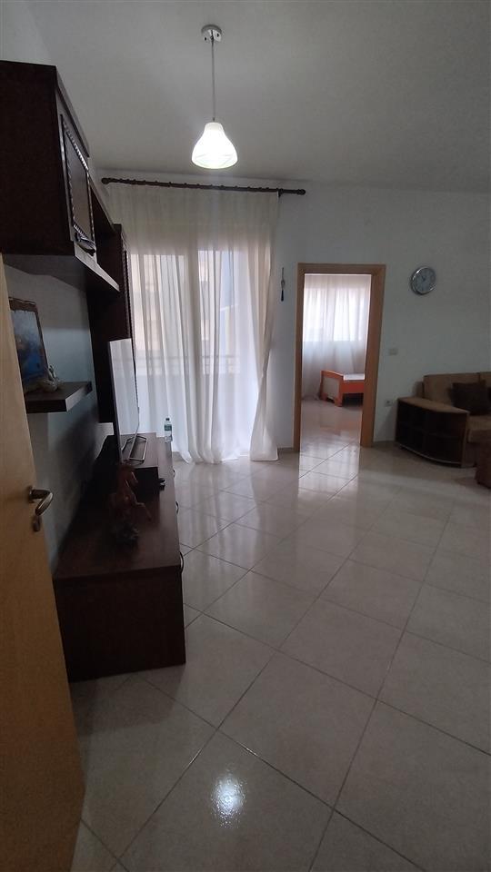 Shitet Apartament 2+1+2 i mobiluar te tatimet, lgj Apollonia
