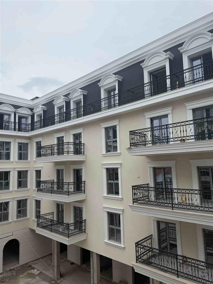 Shitet apartament 2+1+2, Rezidenca Porta e Re