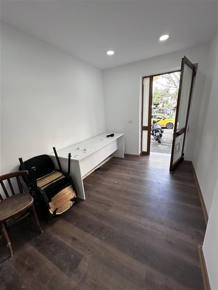 Jepet Me Qera Ambient Biznesi