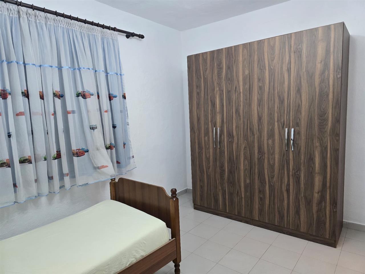 Jepet me qira shtepi private 1 kateshe 2+1 ne Laprake Tirane